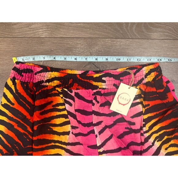 RAGA Anthologies Animal Print Shorts NWT M - Picture 6 of 10
